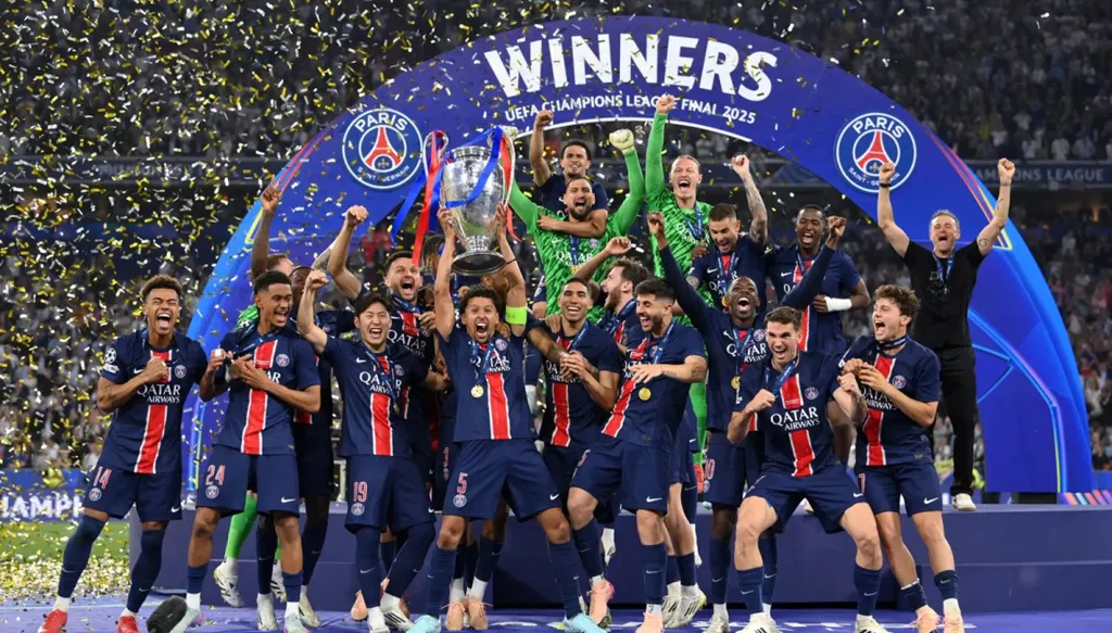 أوروبا الكروية... ثلاث بطولات وهرم من المال