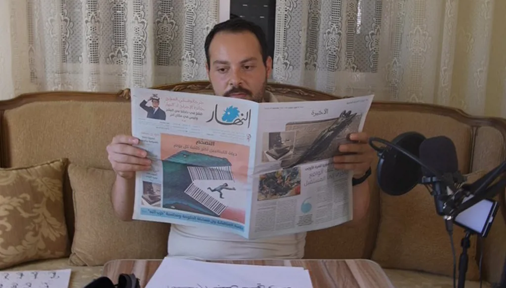 سمير حداد… الرجل الذي أمضى 43 عاماً يصحّح الكلمات ويخطّها في النهار