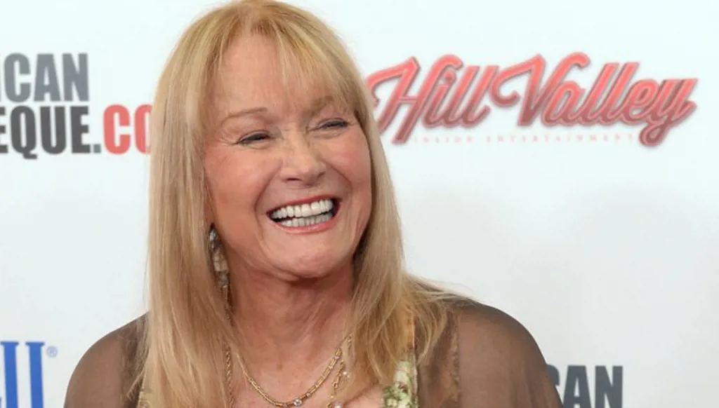 وفاة الممثلة الأميركية دايان لاد عن 89 عاماً