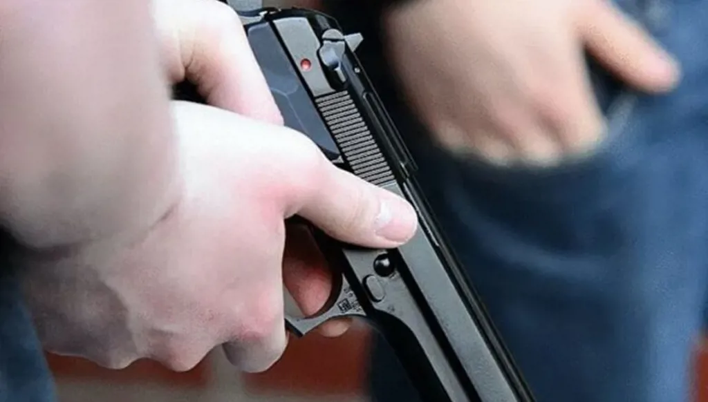 في لبنان... سلب عامل في شركة أدوية بعد الاعتداء عليه