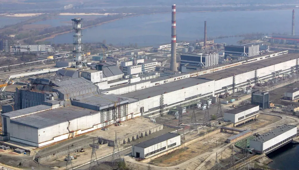 واشنطن تتعهد منح 100 مليون دولار لتأمين محطة تشيرنوبيل النووية