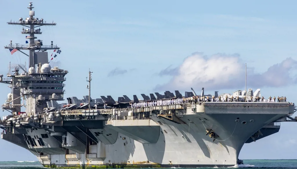 حاملة الطائرات "أبراهام لينكولن" متجهة صوب إيران... فماذا نعرف عنها؟