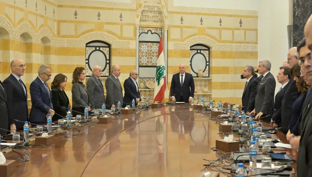 Salam seizes moment, urges army to commence with Hezbollah disarmament north of the Litani