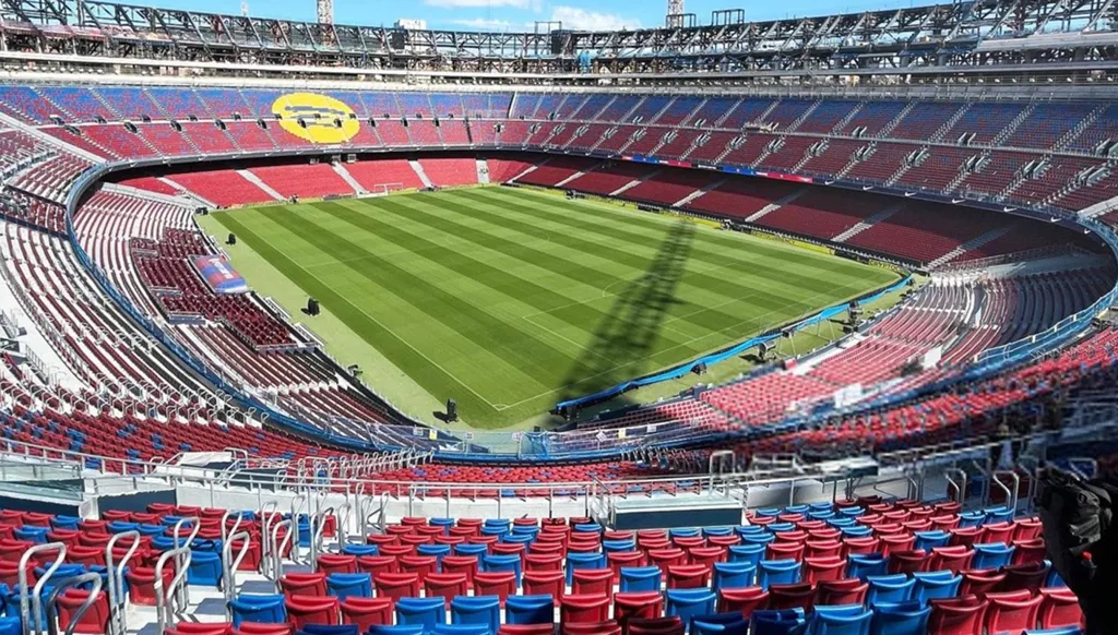 لابورتا يكشف أسباب التأخر في مشروع "كامب نو" الجديد