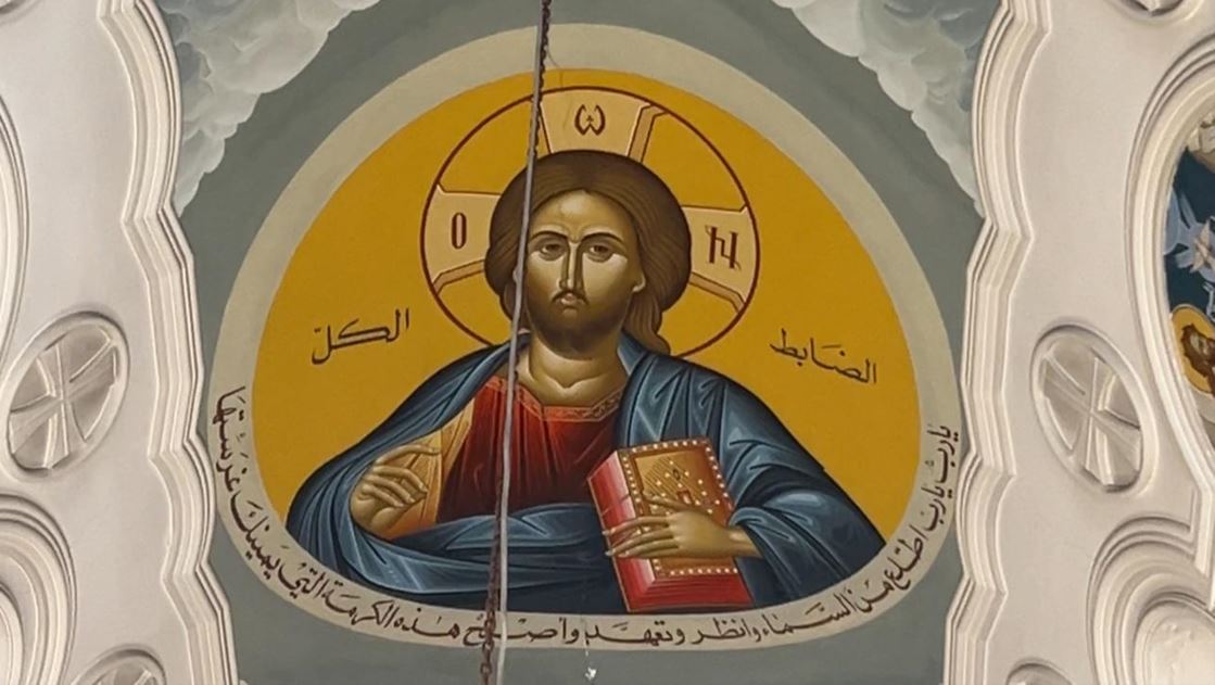 يحاول بيطار العمل على إنشاء معهد متخصص في سوريا لتعليم كتابة الأيقونة