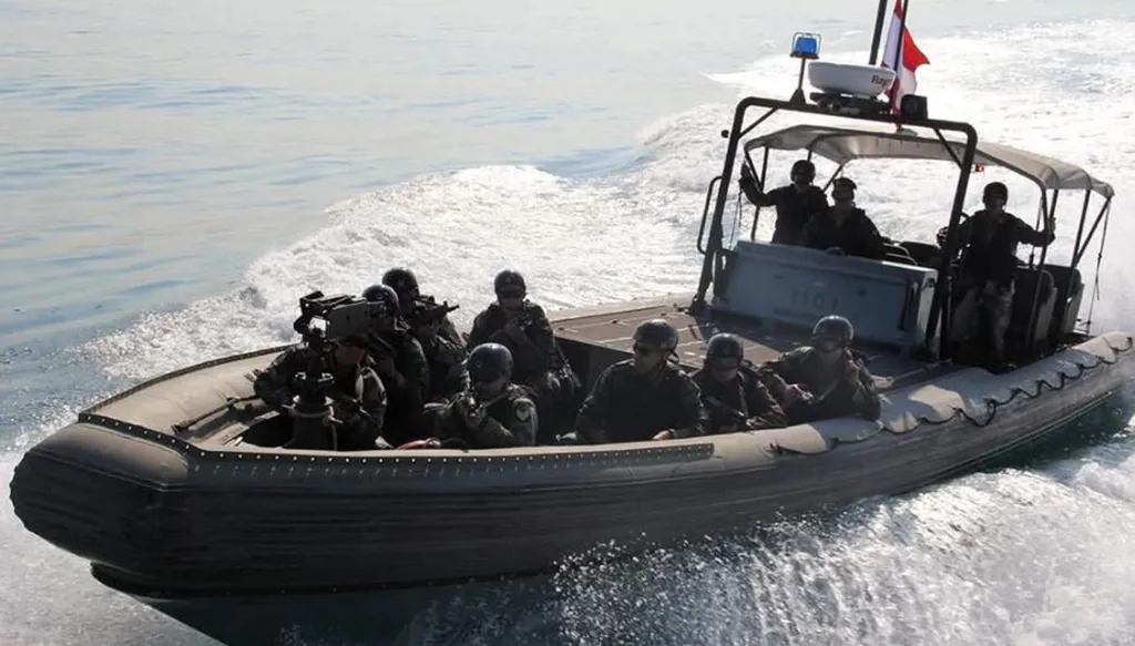 الجيش يقبض على تركيين بعد دخولهما المياه اللبنانية بطريقة غير شرعية