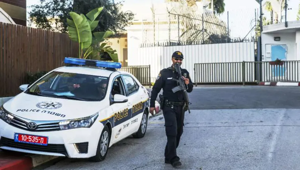 اعتقال إسرائيلي مقيم في القدس للاشتباه في صلته بمخطط تجسس إيراني