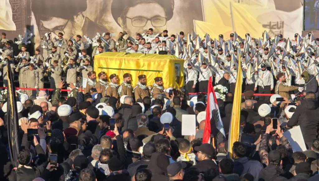 5 عند الخامسة: صفي الدين إلى مثواه الأخير والسويداء تخلط الأوراق... "حزب الله" جمد تعويضات مالية لعناصره!