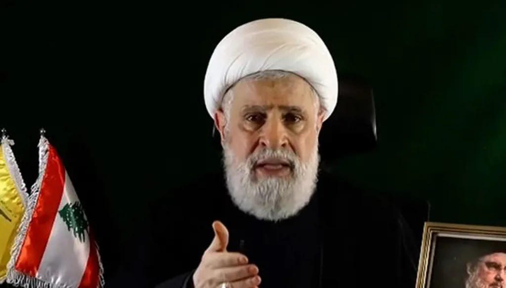 نعيم قاسم: رئاسة الحكومة أبلغت أن إسرائيل ستضرب مدرج مطار بيروت إذا هبطت الطائرة الإيرانية