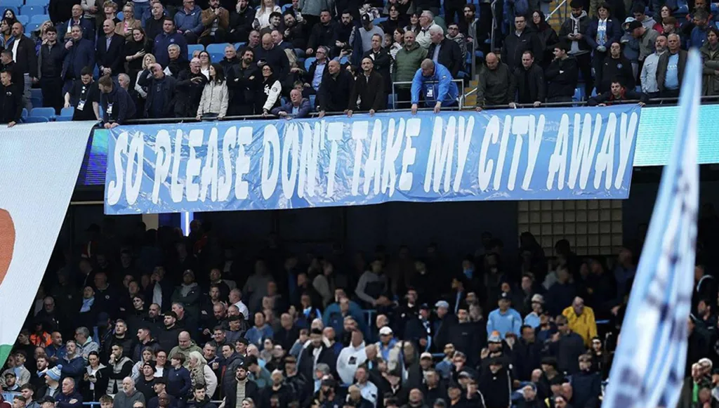 ارتفاع تذاكر المباريات أزمة عالمية تُهدّد كرة القدم