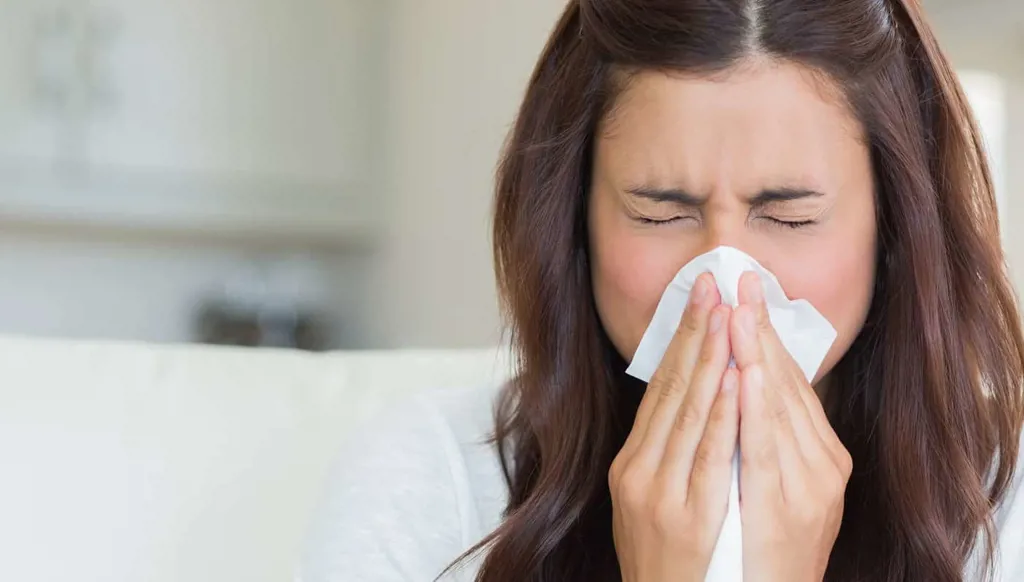 الصح والخطأ حول الإصابة بنزلة برد