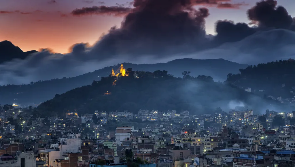 زلزال بقوة 6.3 درجات يضرب وادي كاتماندو في النيبال