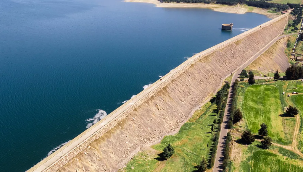 إعادة التيار الكهربائي إلى قرى البقاع الغربي