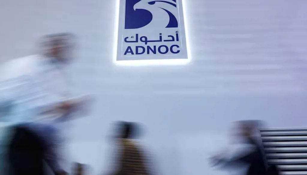 "أدنوك" توقّع اتفاقية ثانية لتوريد مليوني طن من الغاز المسال إلى تايلاند