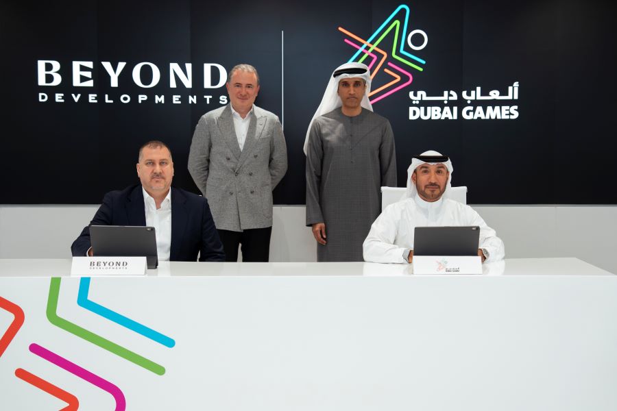 خلال توقيع الشراكة.