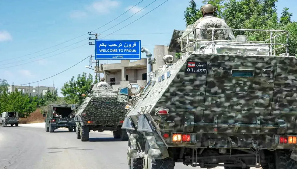 "النهار": اتصال بين نواف سلام ورئيس بلدية فرون لدعم صمود الجنوبيين