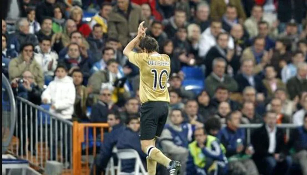 نجوم سبقوا نافاس في الحصول على تحية جماهير "بيرنابيو"