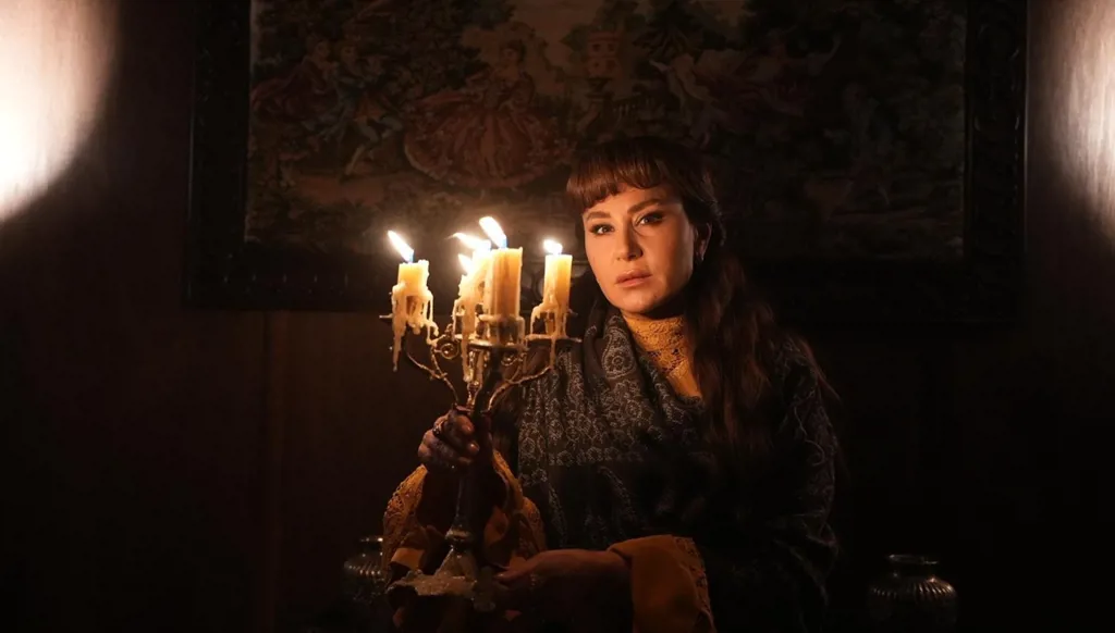 رقصة عفوية وطريفة بين ديمة قندلفت وفادي صبيح في كواليس "النويلاتي"