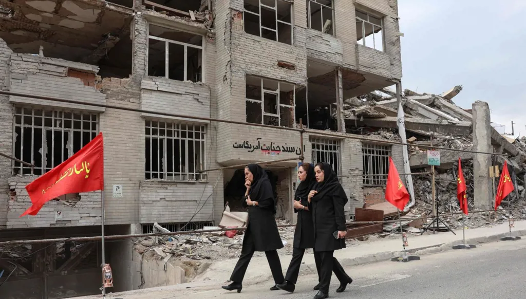 واشنطن تشدّد الخناق على إيران... ماذا بقي في جعبة العقوبات؟