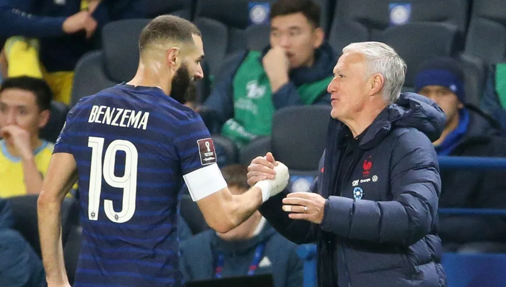 ديشامب يكشف أسرار استبعاد كريم بنزيما قبل كأس العالم 2022