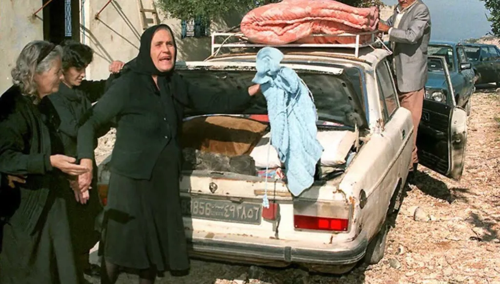 قصّة لبنان على طرقات الرحيل والعودة