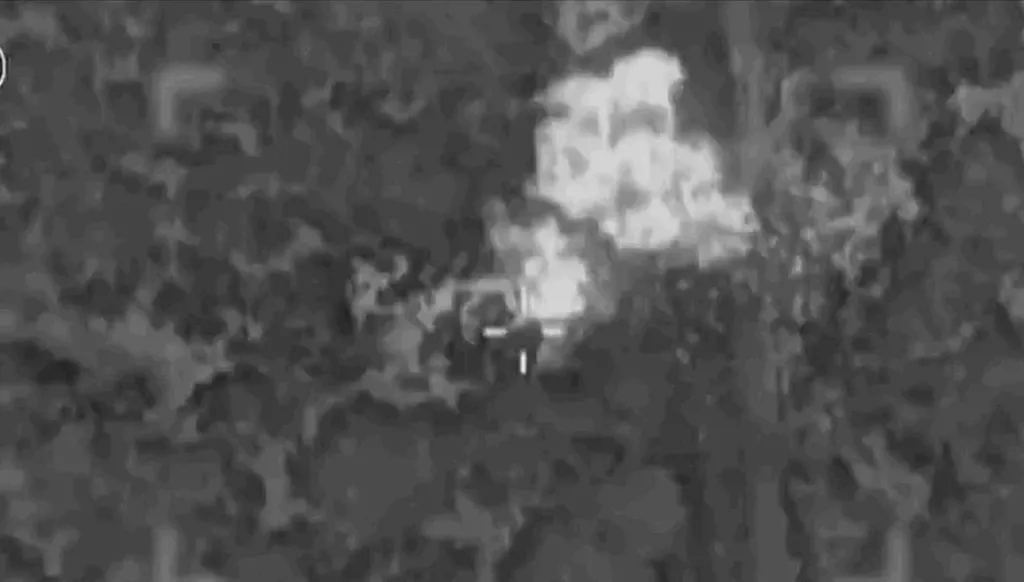 أعنف حملة قصف منذ بداية الحرب... 20 غارة على ضاحية بيروت خلال ثوان (فيديو)