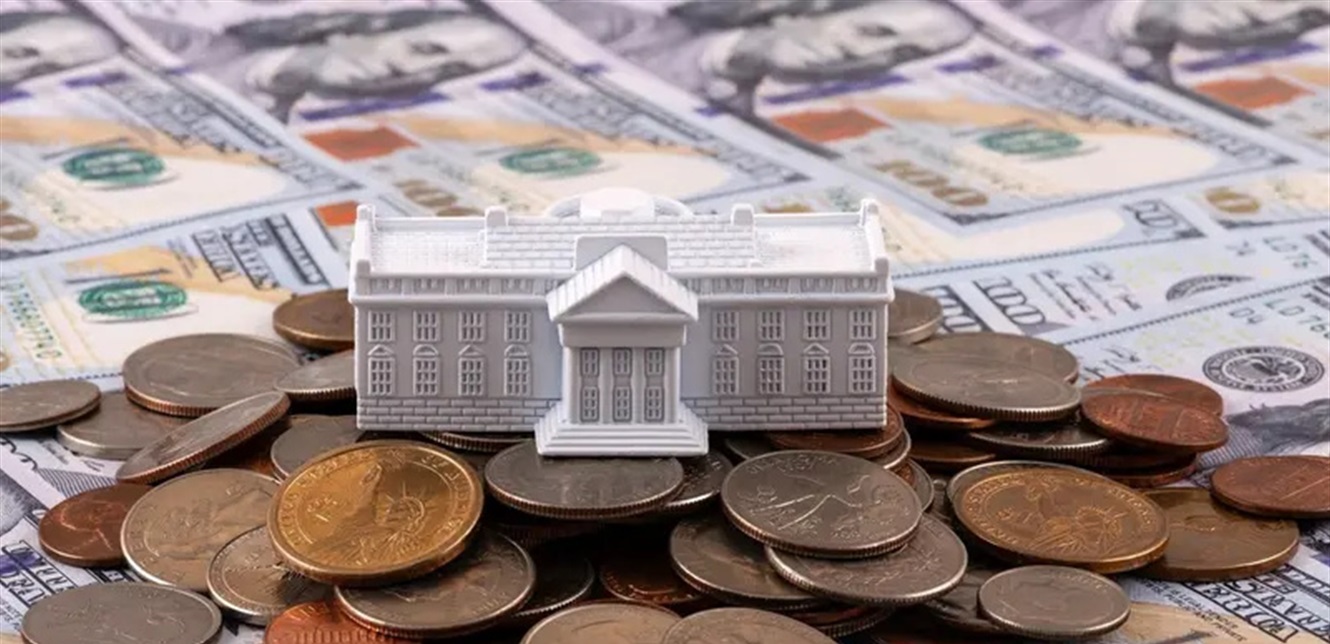 الدولار (وكالات)