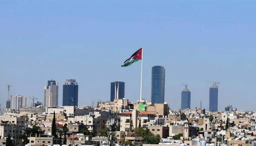 وزير الخارجية الأردني يُندّد بالانتهاكات الإسرائيلية ويُحذّر من انفجار المنطقة