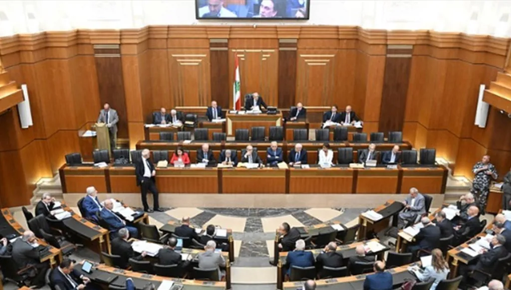 "التشريع لأمر"