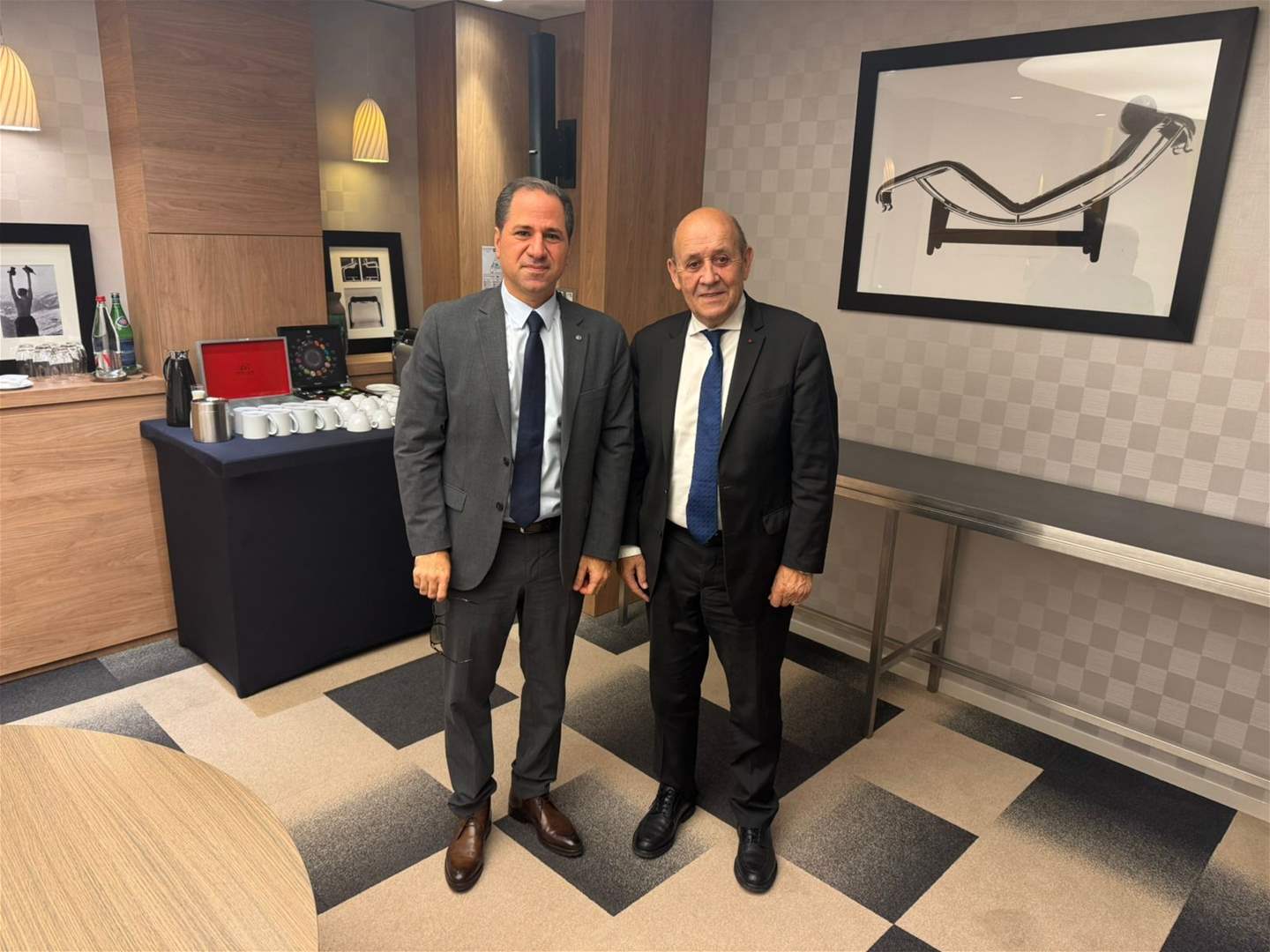 صورة ارشيفية للقاء جمع لودريان بالنائب سامي الجميل 