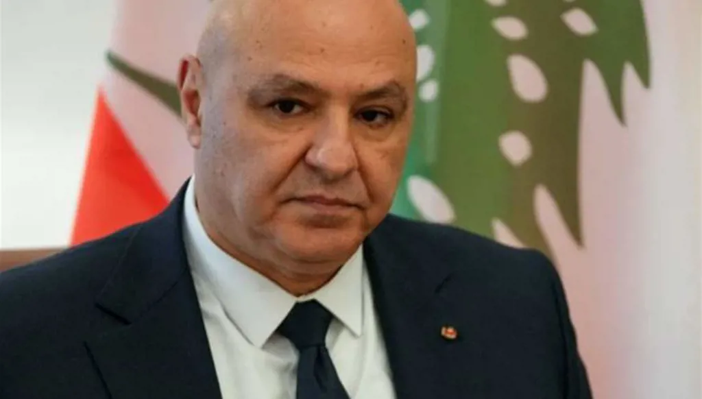 عون استقبل بن فرحان في قصر بعبدا