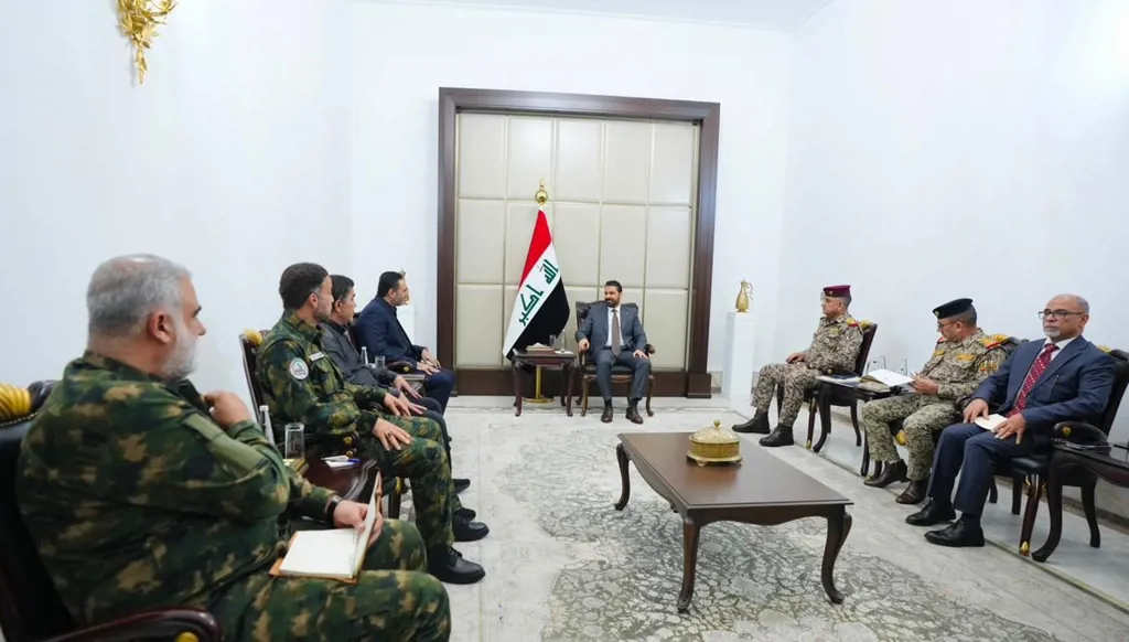 رئيس وزراء العراق: تشكيل لجنة مشتركة لوضع آليات فك الارتباط بالحشد وحصر السلاح