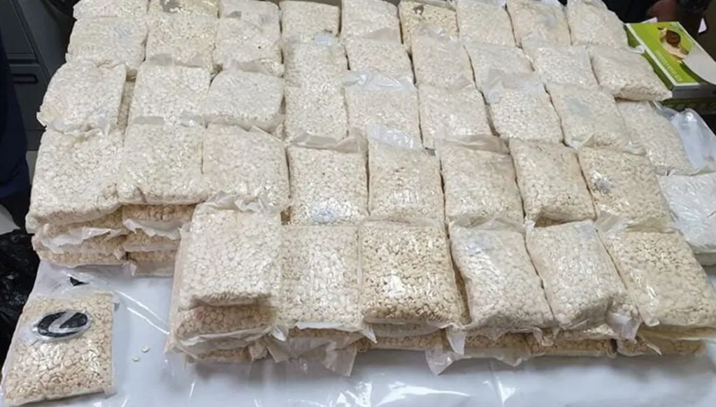في "جواخير كبد"... إحباط تهريب 700 ألف حبة كبتاغون من العراق إلى الكويت