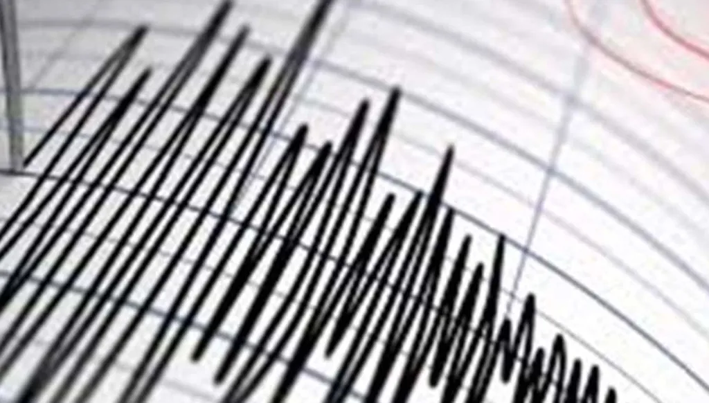 زلزال بقوة 6.1 درجة ضرب إقليم الملوك بإندونيسيا