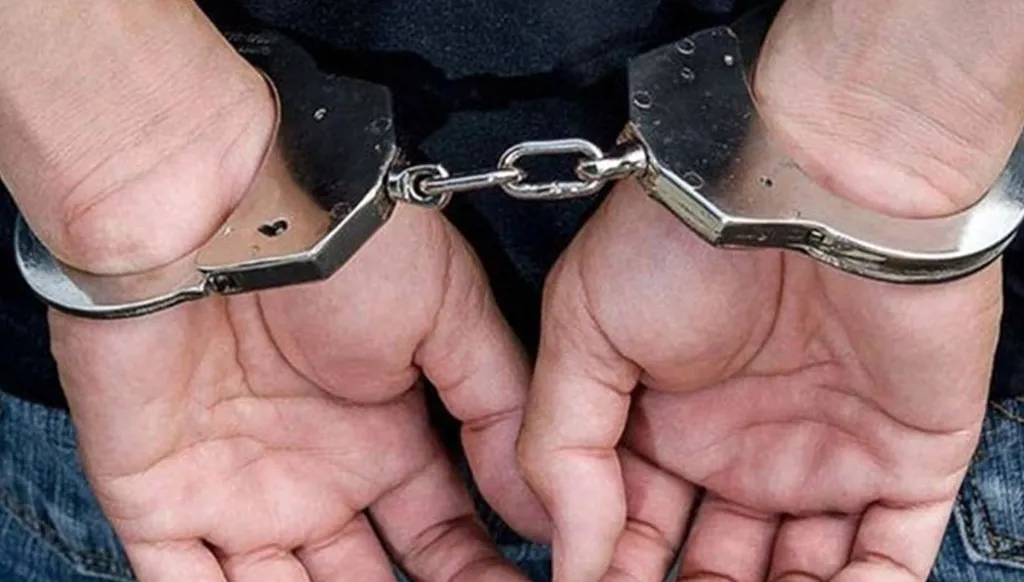 توقيف فلسطينيَين في مخيم شاتيلا بجرم حيازة أسلحة وتجارة مخدرات
