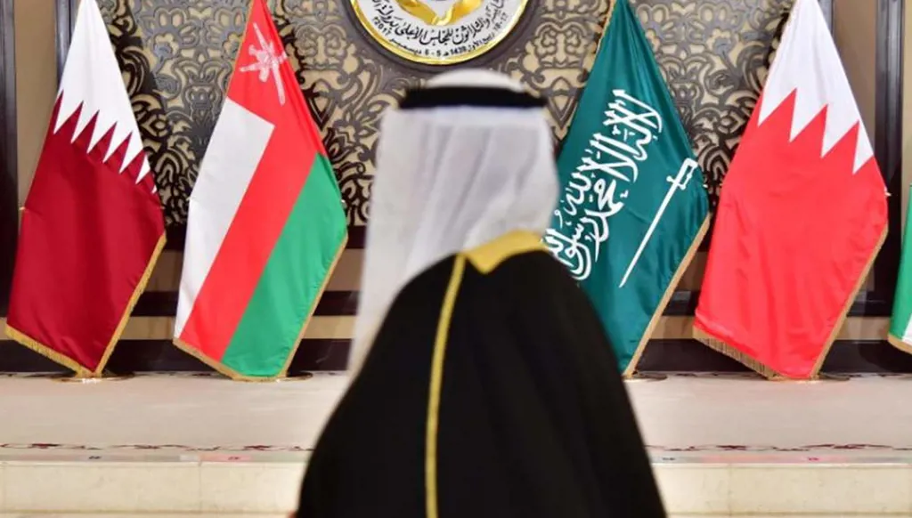 هل تخدم الحرب الإسرائيلية - الايرانية موازنات دول مجلس التعاون الخليجي؟