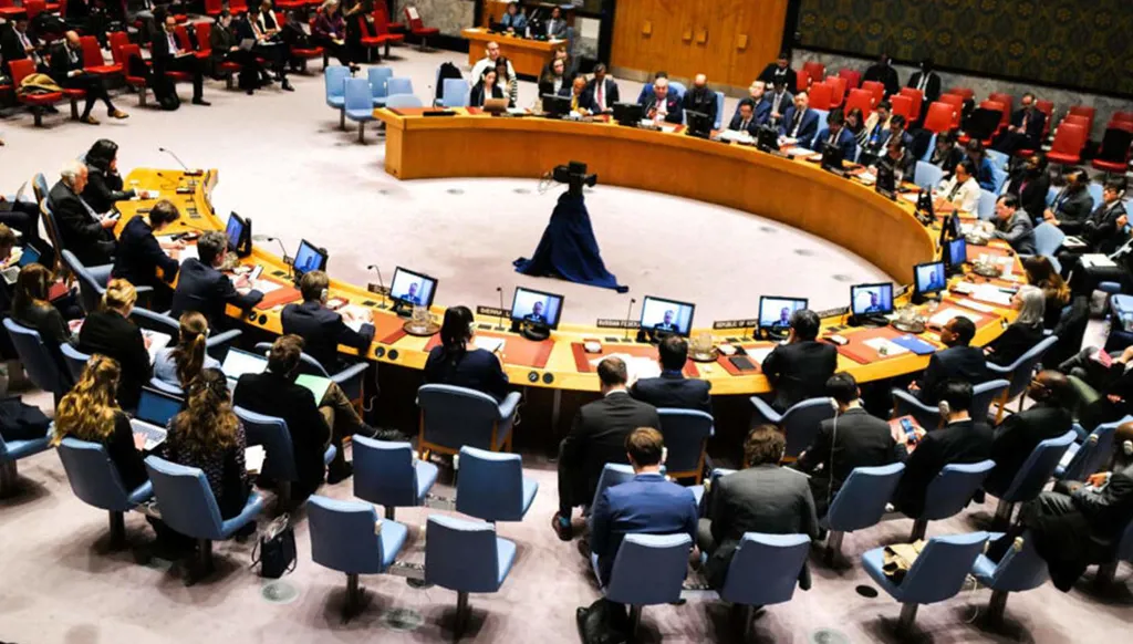 روسيا والصين تطلبان التصويت بمجلس الأمن لتأجيل إعادة العقوبات على إيران