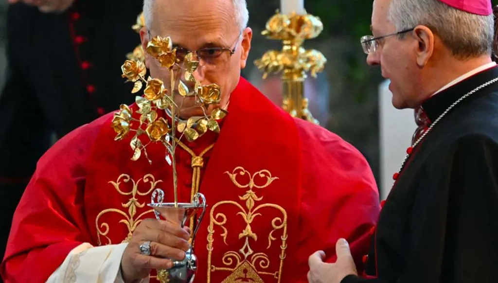 البابا لاوون من حريصا: الشباب مسؤوليتنا والوردة الذهبية عطر المسيح