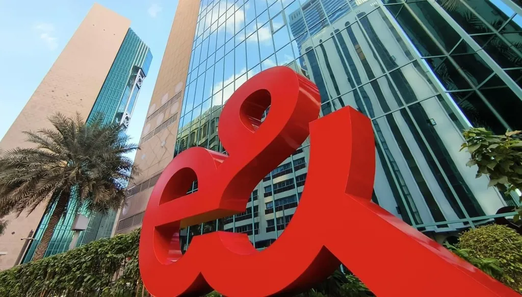 شركة "إي آند" في الامارات تحقق 20 مليار دولار من إيراداتها