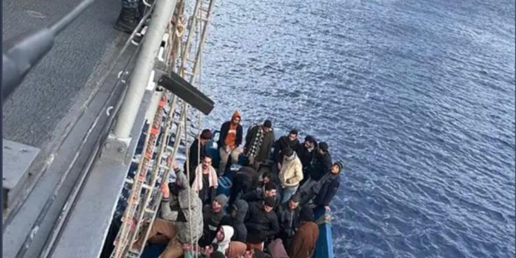 مهاجرون غير شرعيون (مواقع)