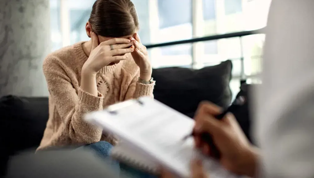 Gérer en mode crise : Le fardeau croissant sur le bien-être mental