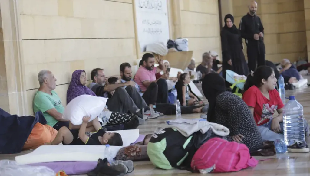 دعوات للأمن الذاتي... والبلديات تُشدّد إجراءاتها حيال النازحين