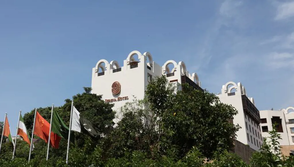 باكستان "واثقة": واشنطن وطهران سيعودان إلى طاولة الحوار