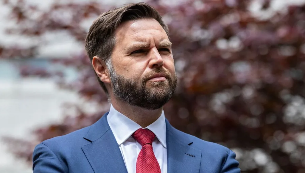 بالنسبة إلى أوروبا... فانس "أخطر" من ترامب؟