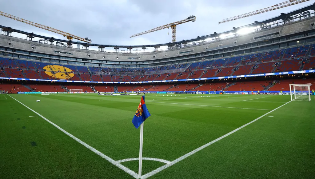 برشلونة يكتشف كنزاً جديداً في ملعب كامب نو