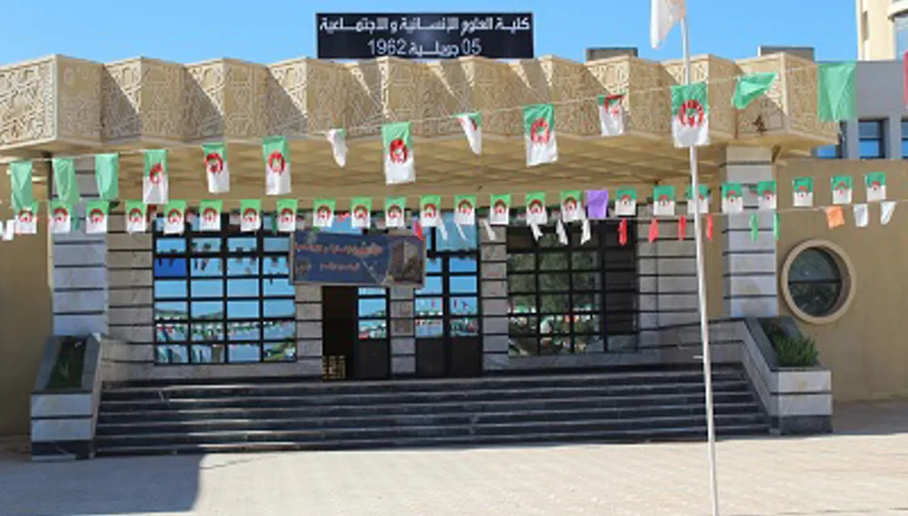 الجامعة الجزائرية أمام تحدَي الانخراط الجدي في تثقيف المحيط العام