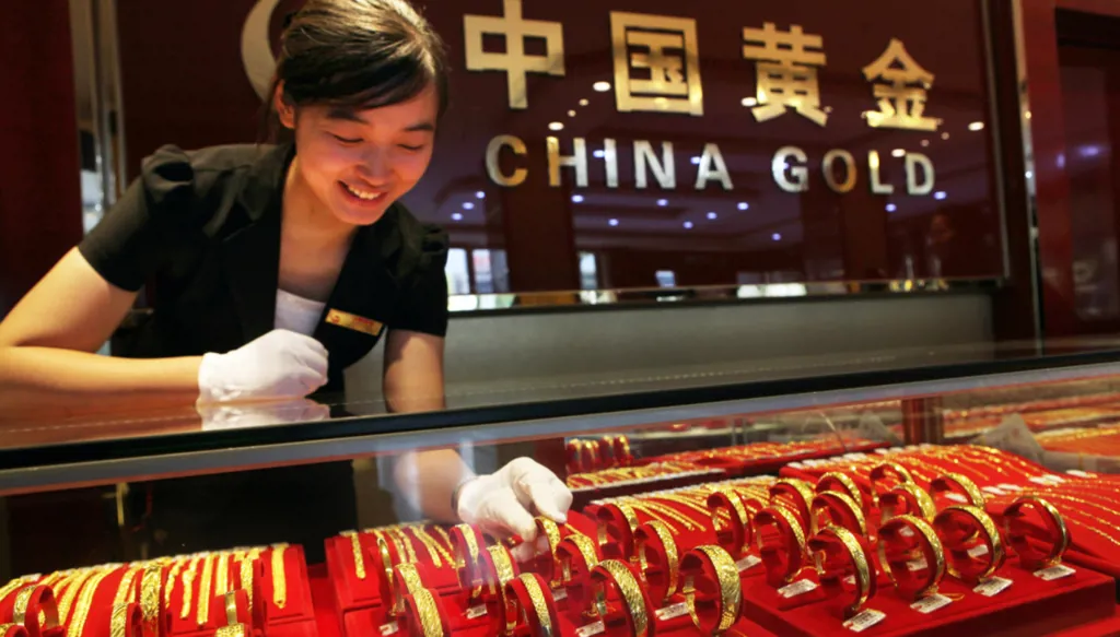 لماذا تكتنز الصين هذا الكم الهائل من الذهب... تايوان في خطر!