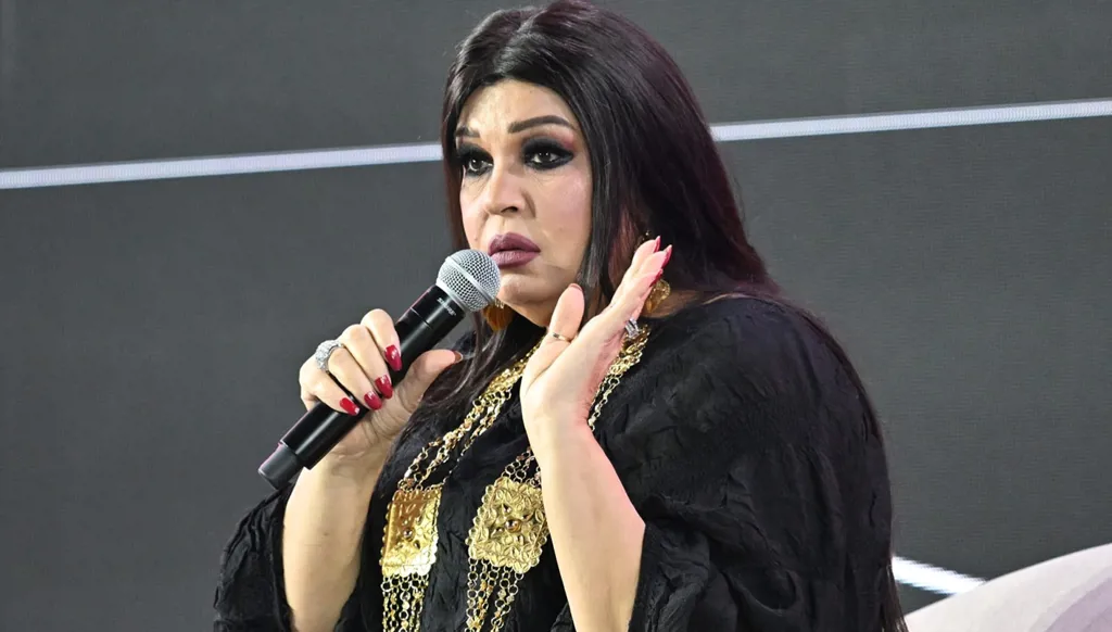 فيفي عبده في غرفة الطوارئ بساق مكسورة (فيديو)