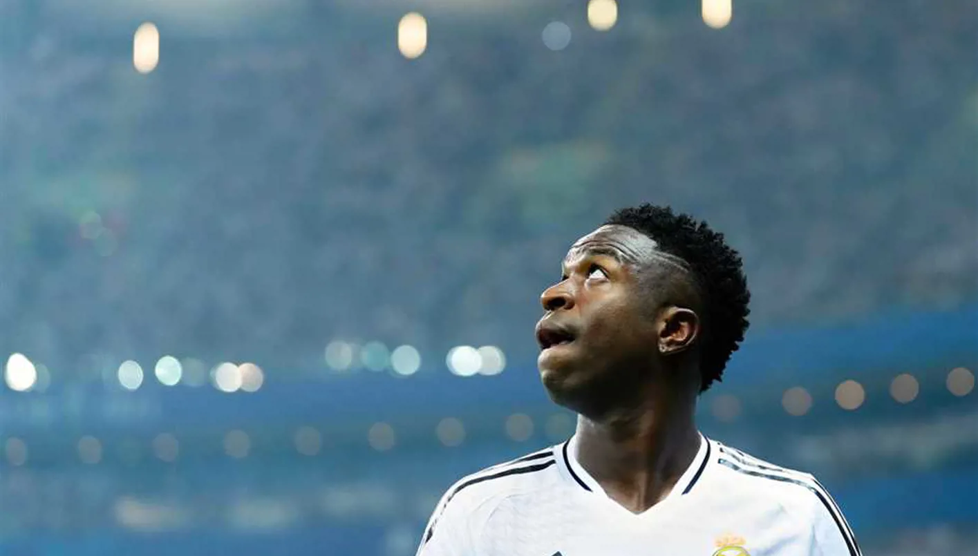 ملك مدريد الجديد... فينيسيوس يهزم برشلونة وأتلتيكو 14-5 في صراع الألقاب