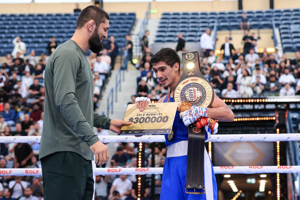 روسيا تتصدّر قائمة الميداليات.